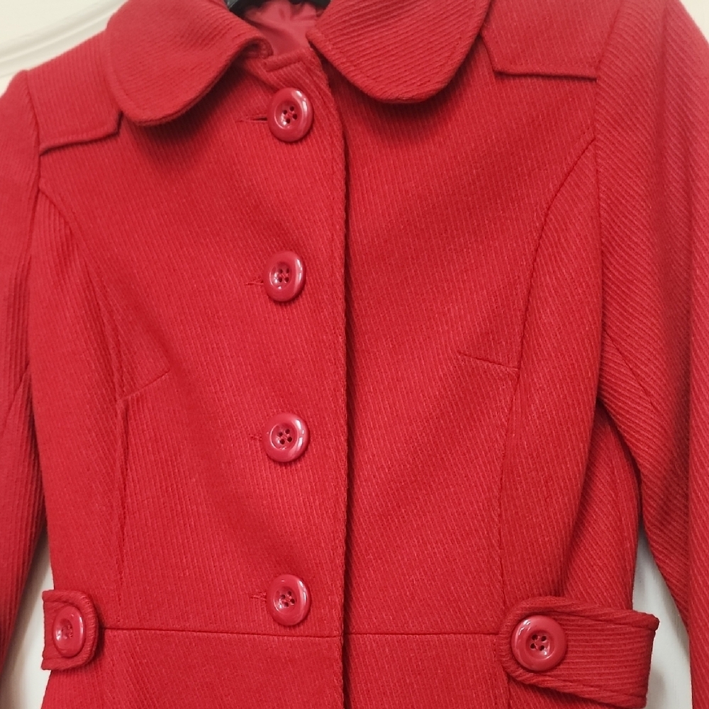 Elegant Red H&M Vintage Women's Wool Coat - Picture 3 of 12